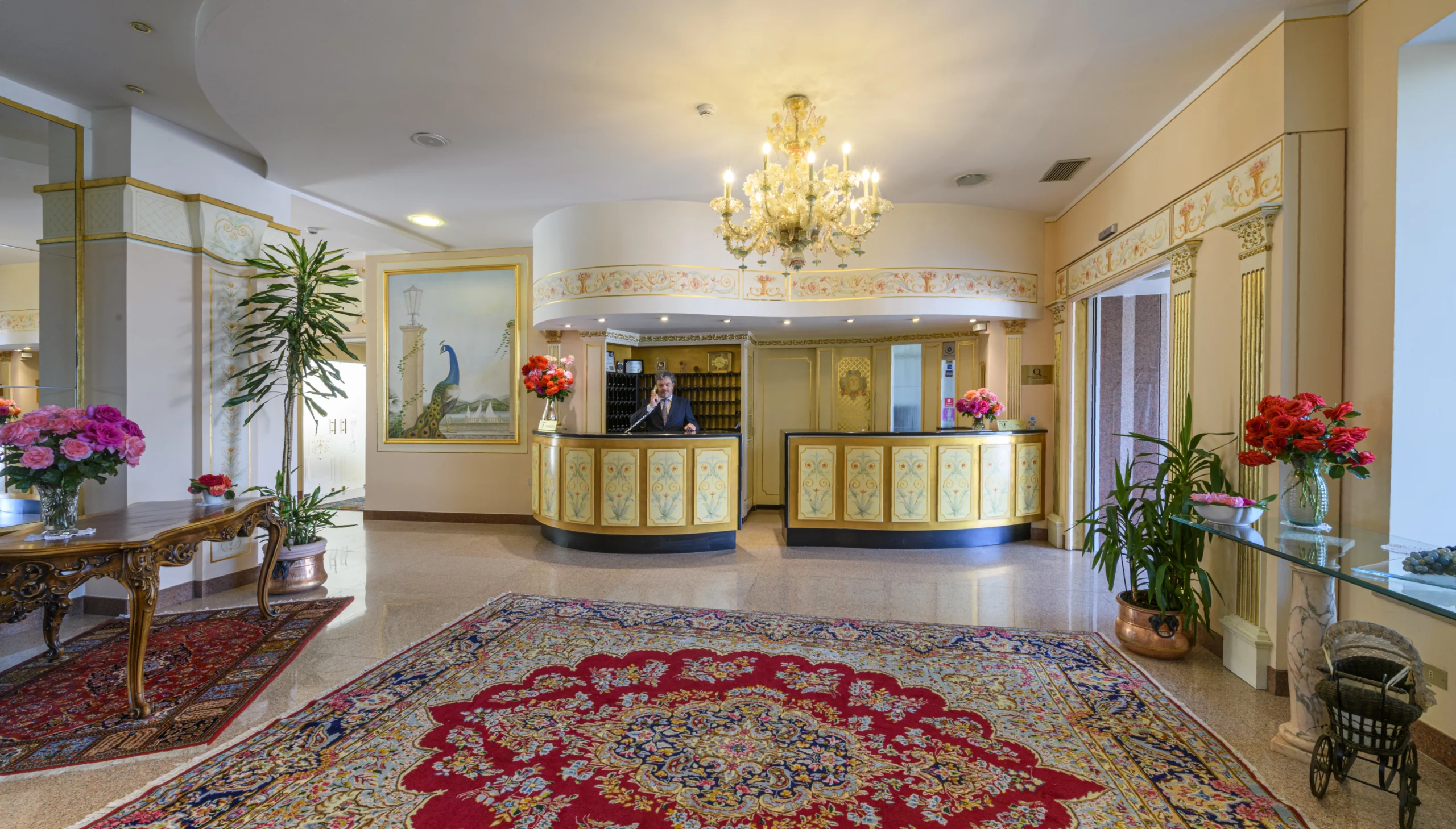 reception hotel astoria stresa lago maggiore contattaci
