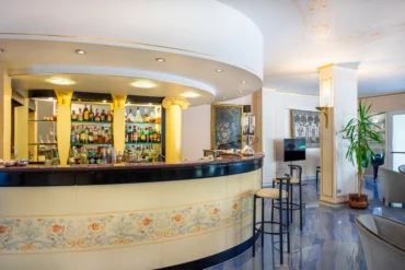 Blu Bar